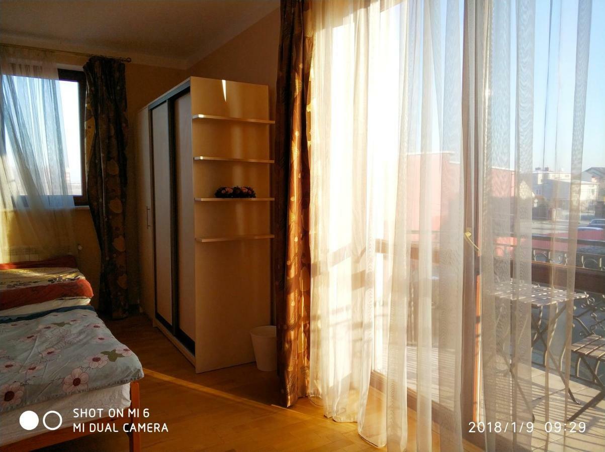 Np Sunshine Hostel Rybie Eksteriør bilde
